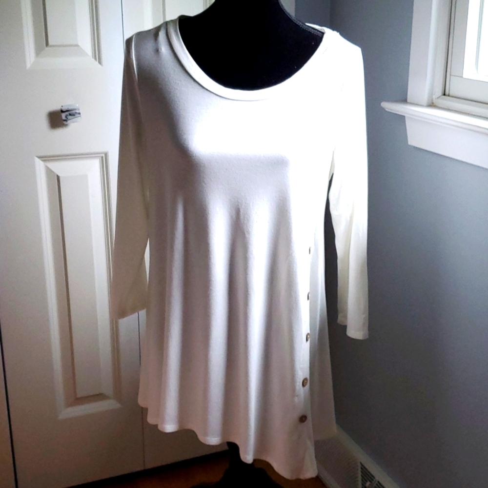 Misia pullover asymetrical tunic top. Beige. Large